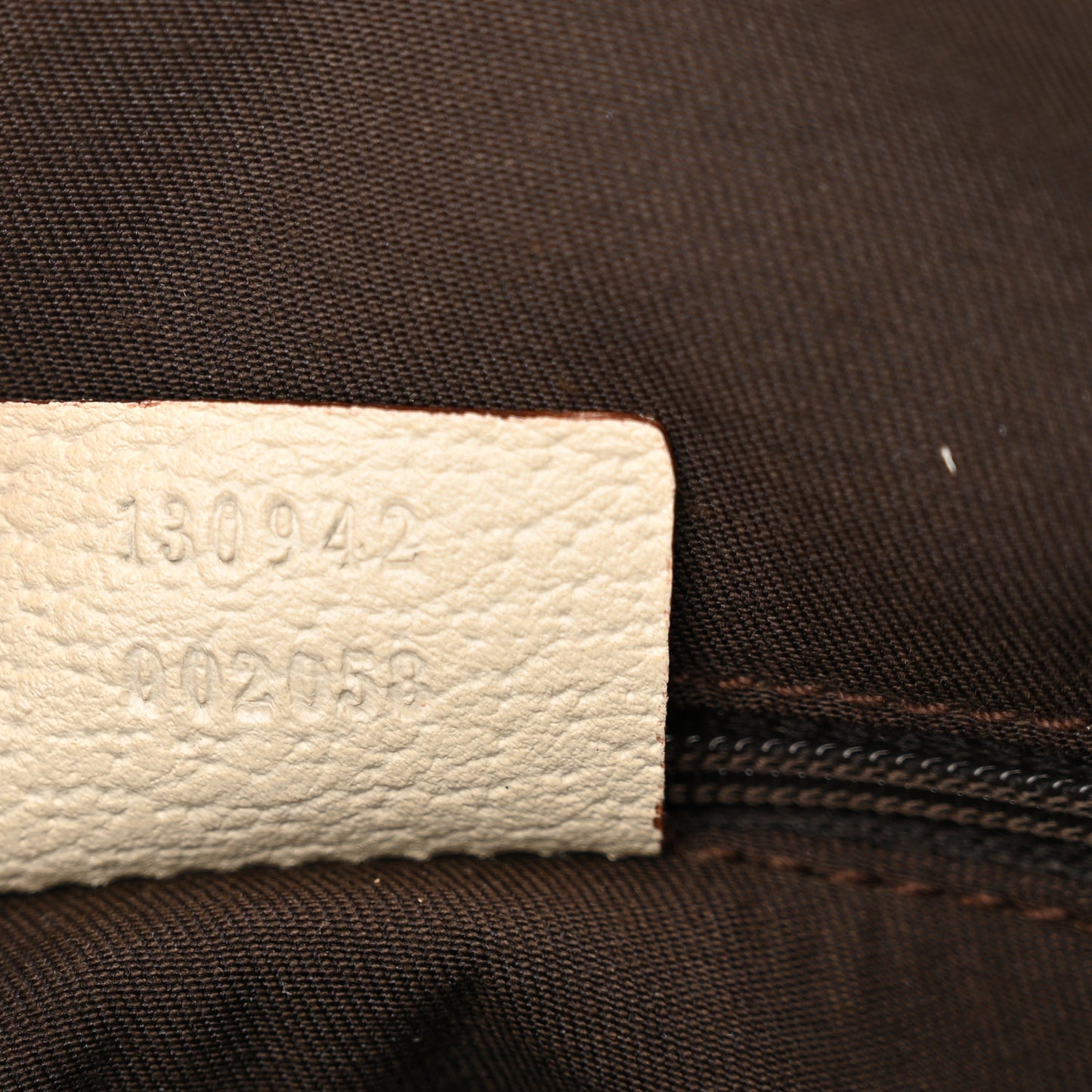 Monogram Small Abbey Boston Off White