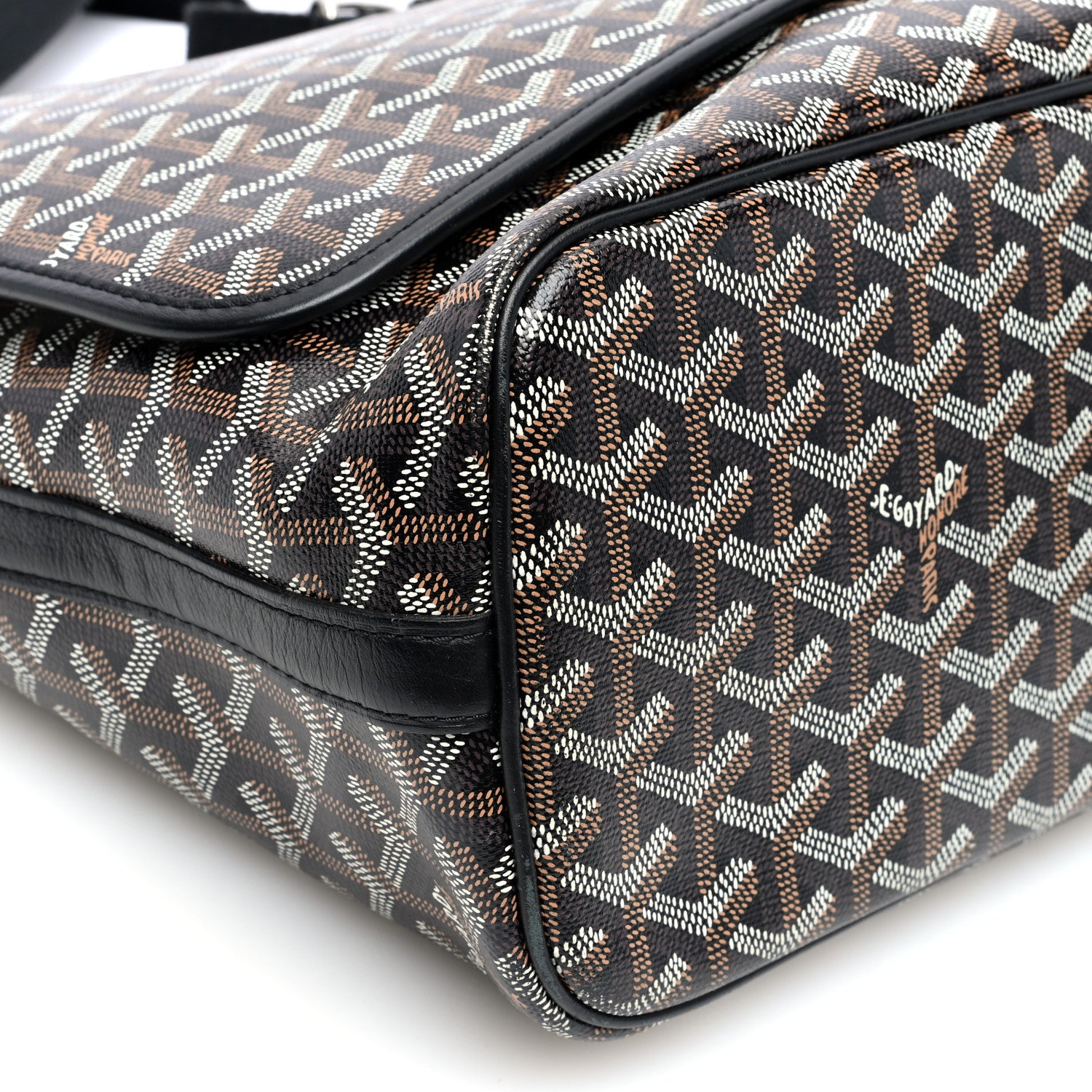 Goyard Goyardine Capetien Messenger Bag Black 9 of 10