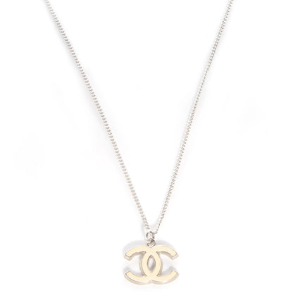 Chanel Enamel CC Necklace Beige 1 of 7