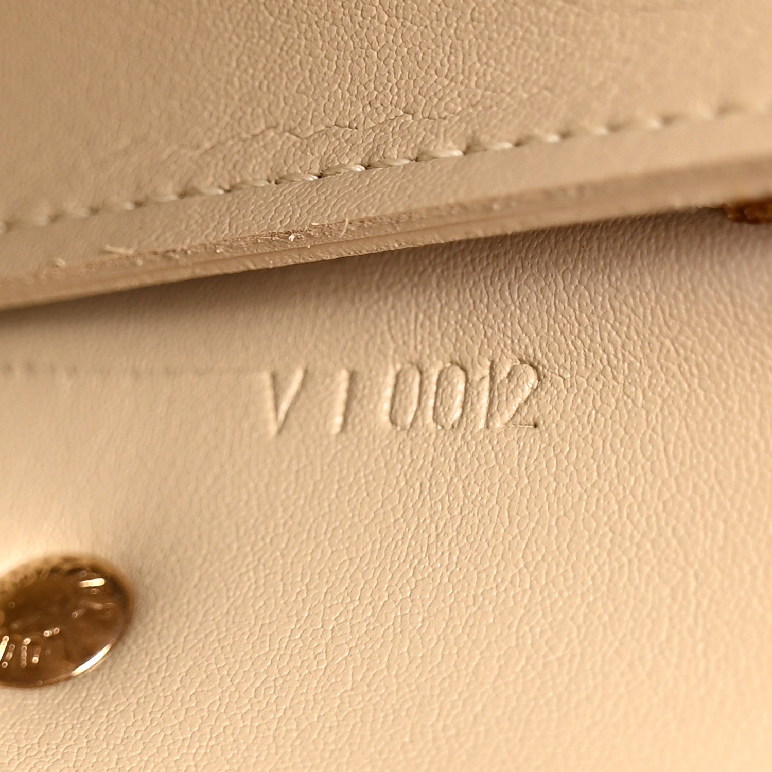 Louis Vuitton Vernis Lexington Fleurs Pochette Beige 7 of 7
