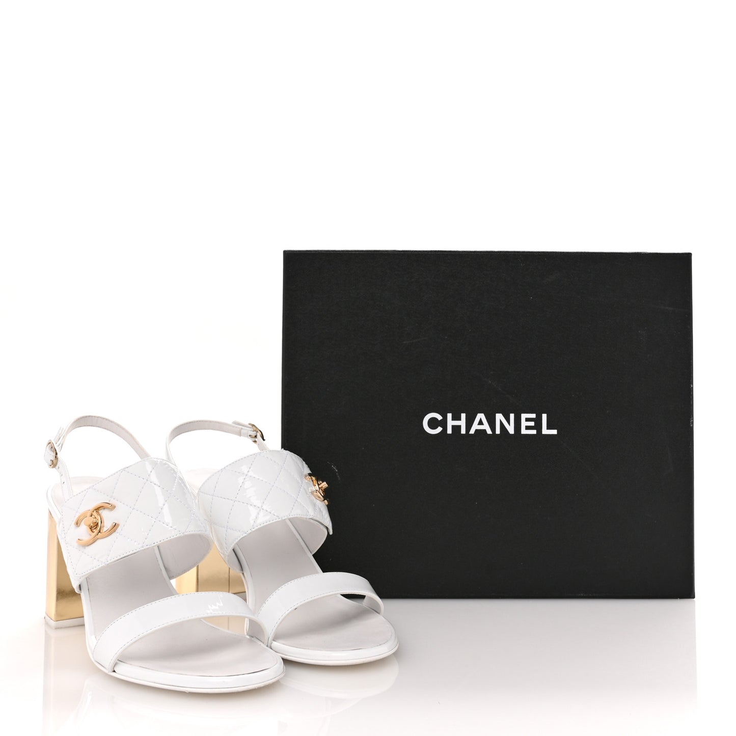 Patent Quilted CC Turnlock Sandals 40.5 White