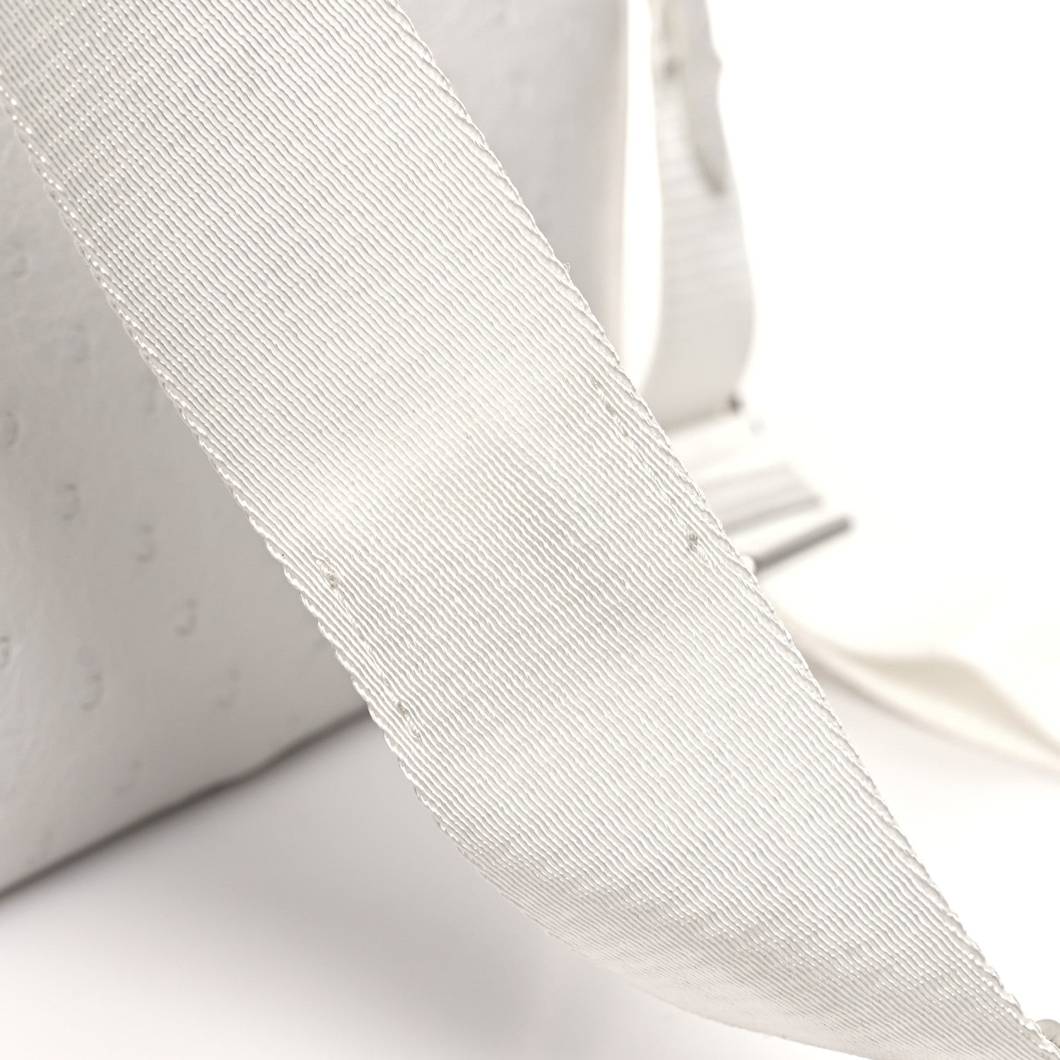 Prada Ostrich Re-Edition 2005 Shoulder Bag White 11 of 11