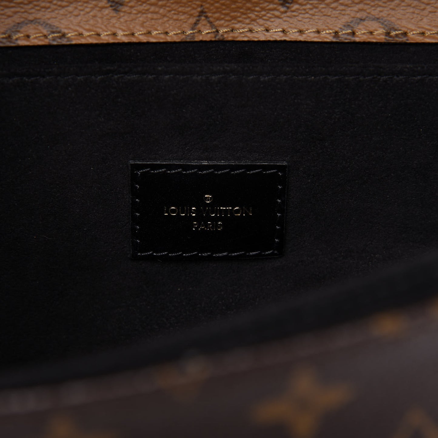 Reverse Monogram Pochette Metis