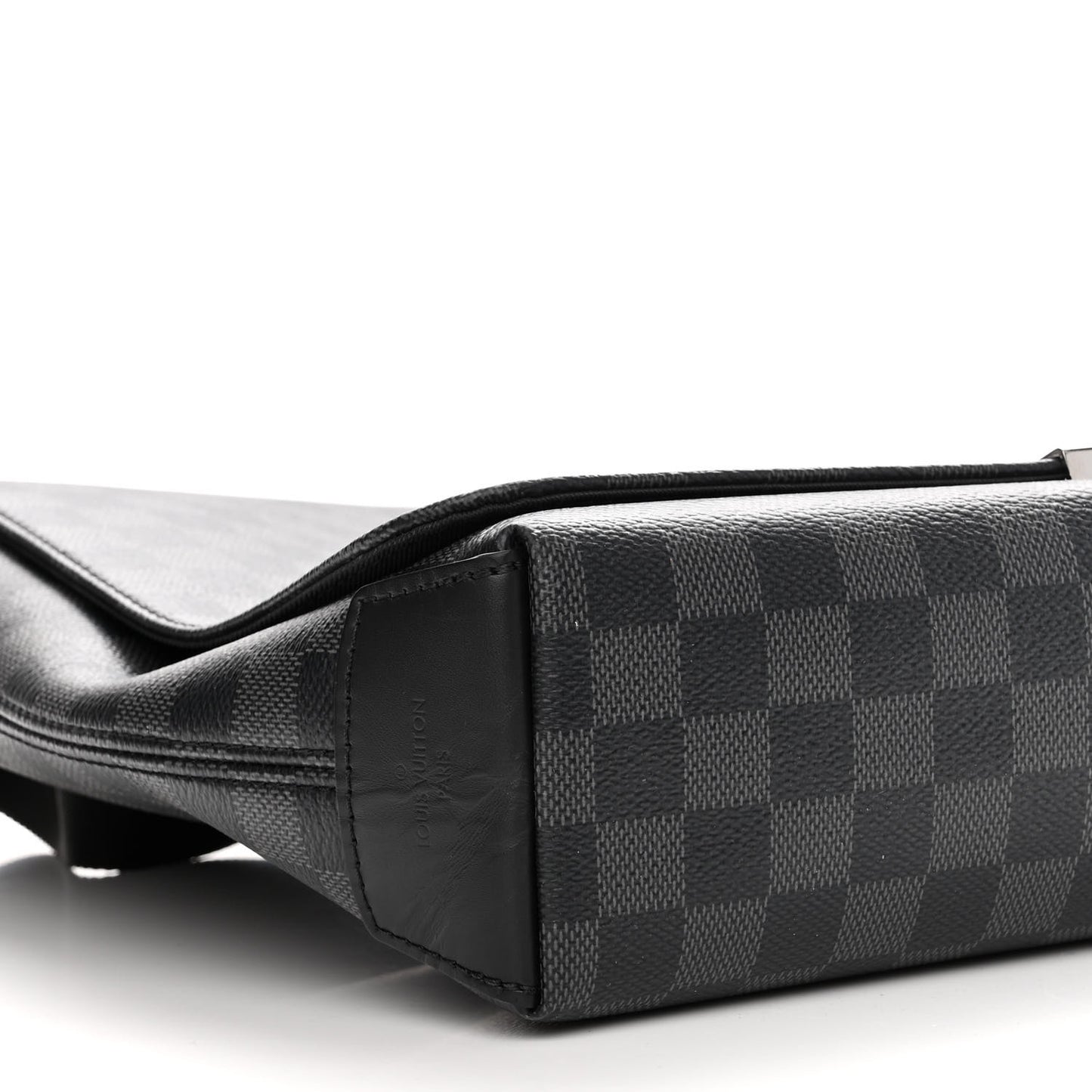 Damier Graphite District MM