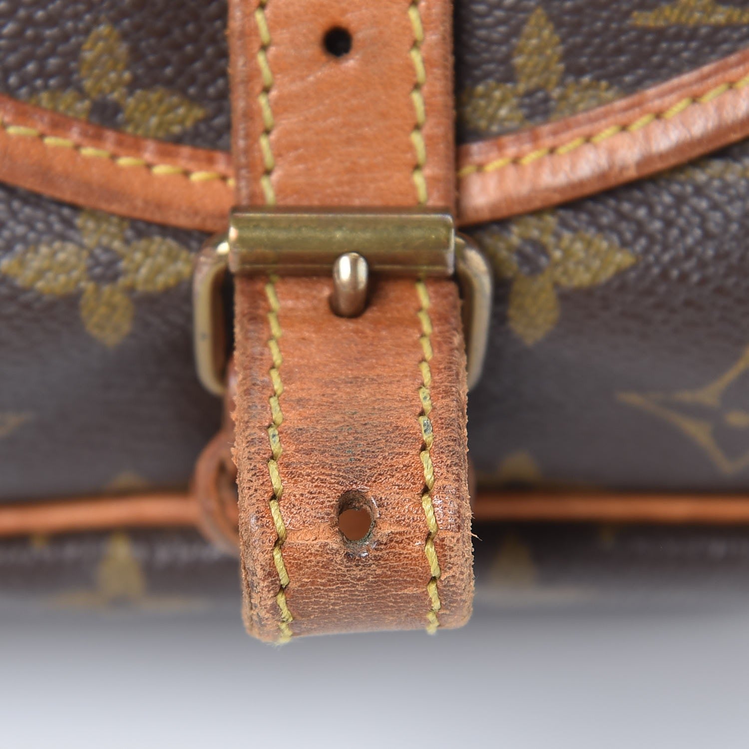 Louis Vuitton Monogram Saumur 30 8 of 10