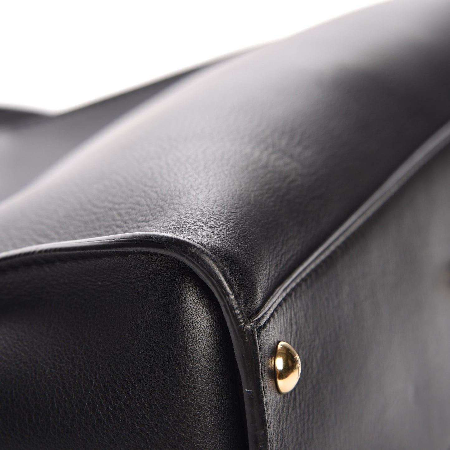 Vitello Seta Shiny Nappa Medium Peekaboo Iconic Satchel Black