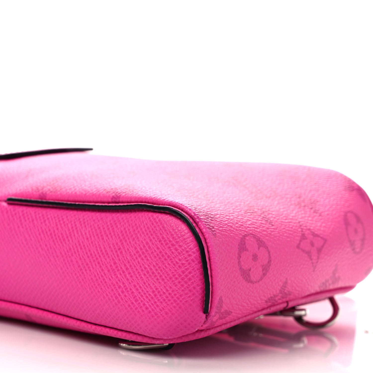 Louis Vuitton Taigarama Outdoor Slingbag Fuchsia 6 of 7