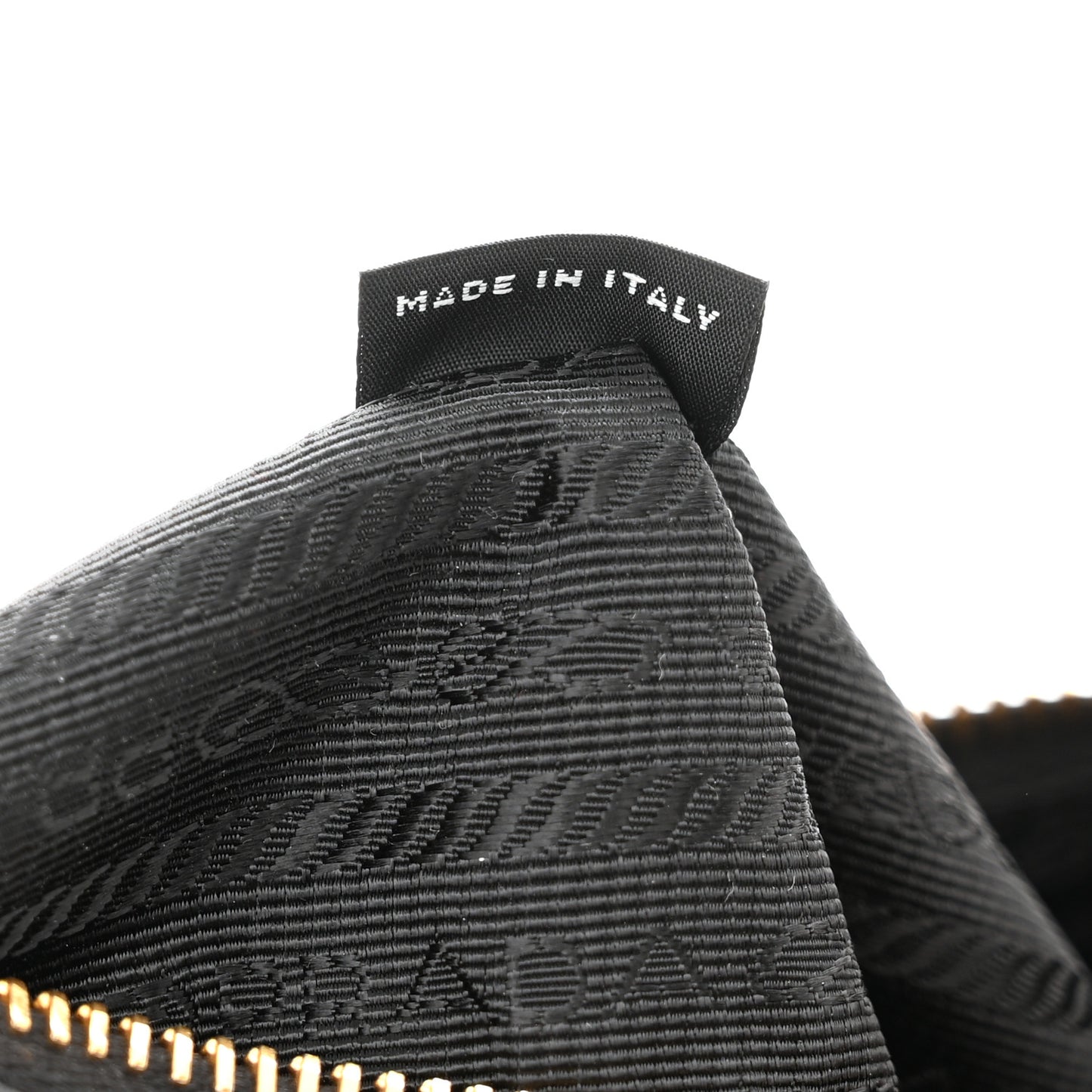 Saffiano Lux Re-Edition 2005 Shoulder Bag Black