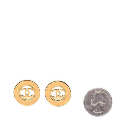 Chanel Round CC Clip On Earrings Gold 2 of 6