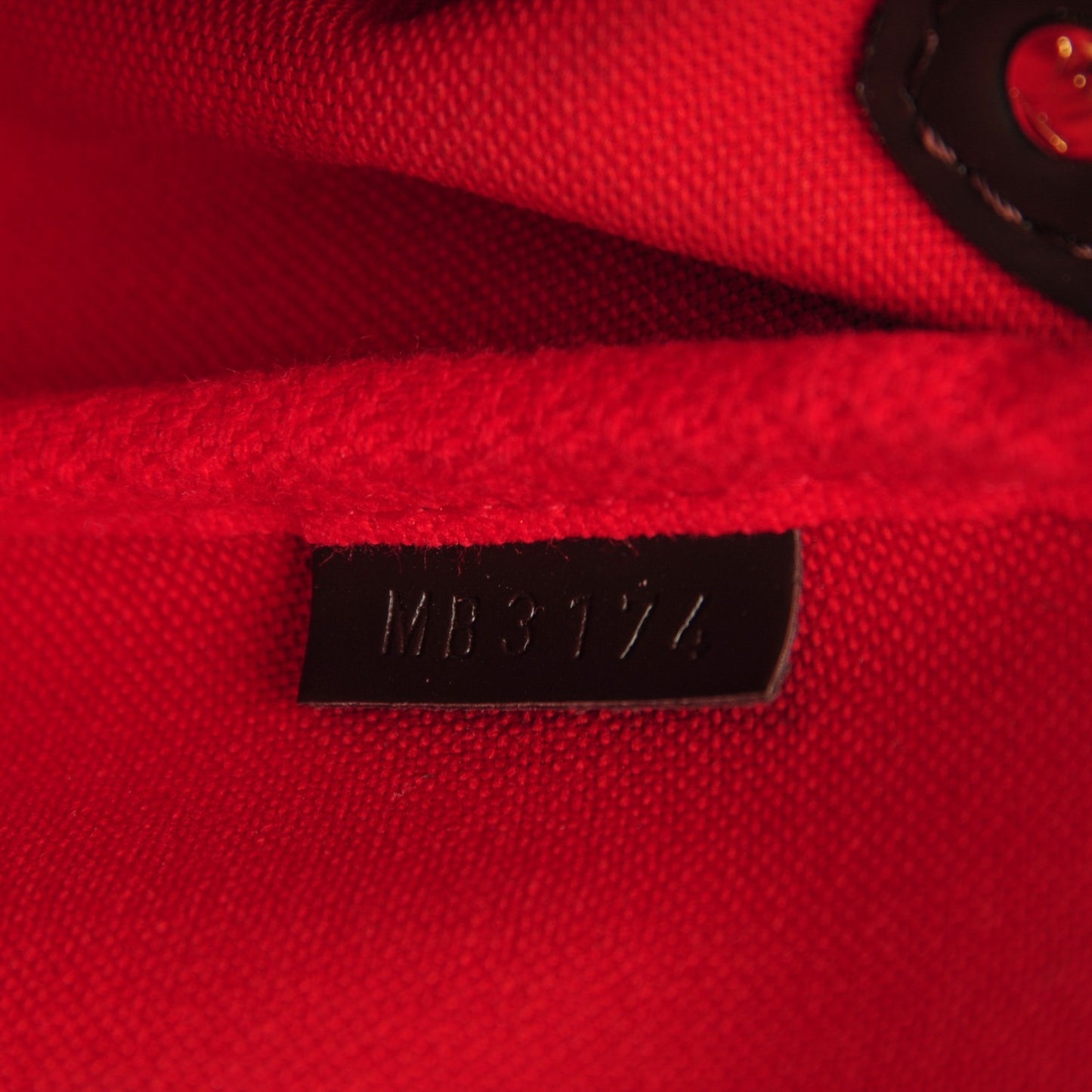 Damier Ebene Eva Clutch