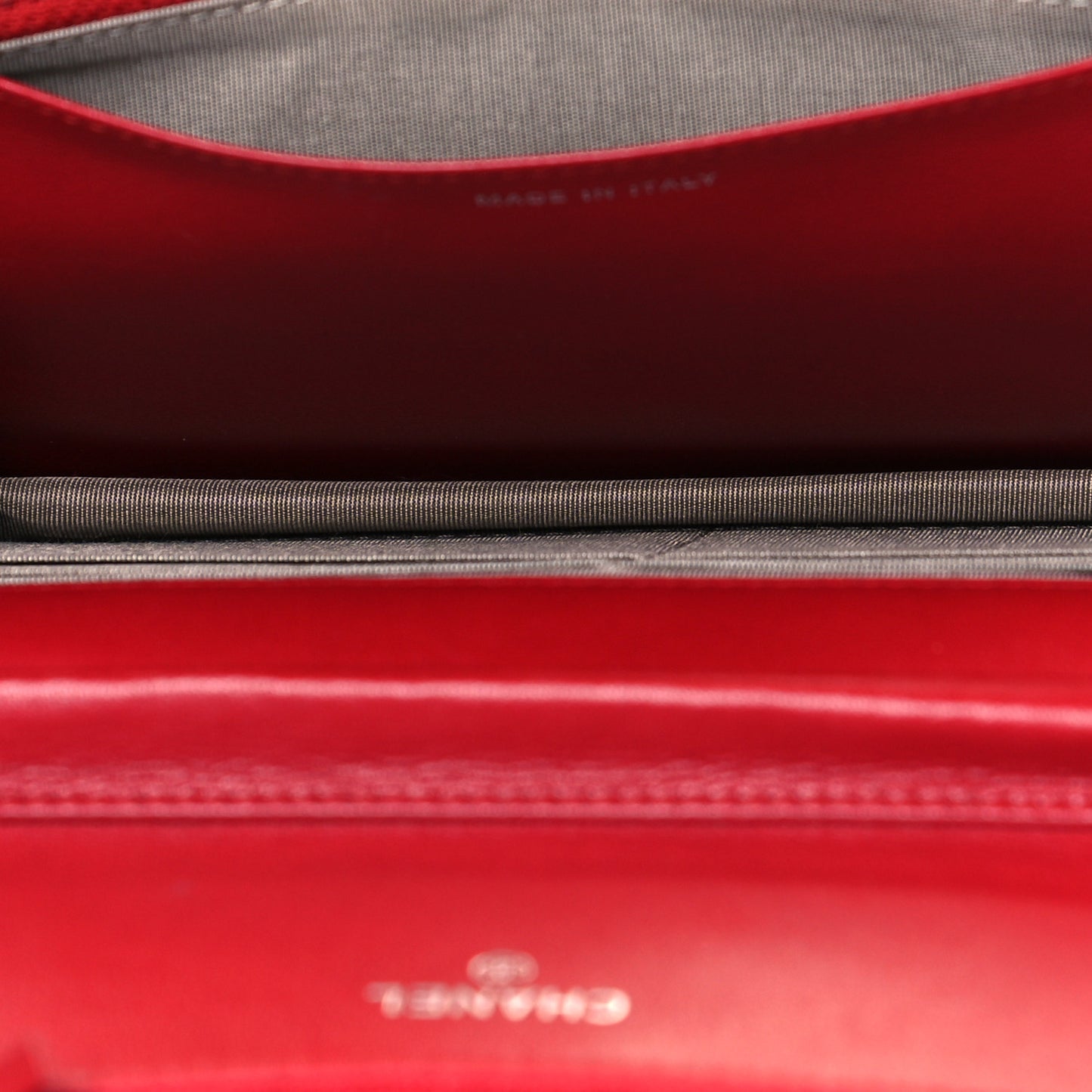 Caviar Timeless CC Wallet On Chain WOC Red