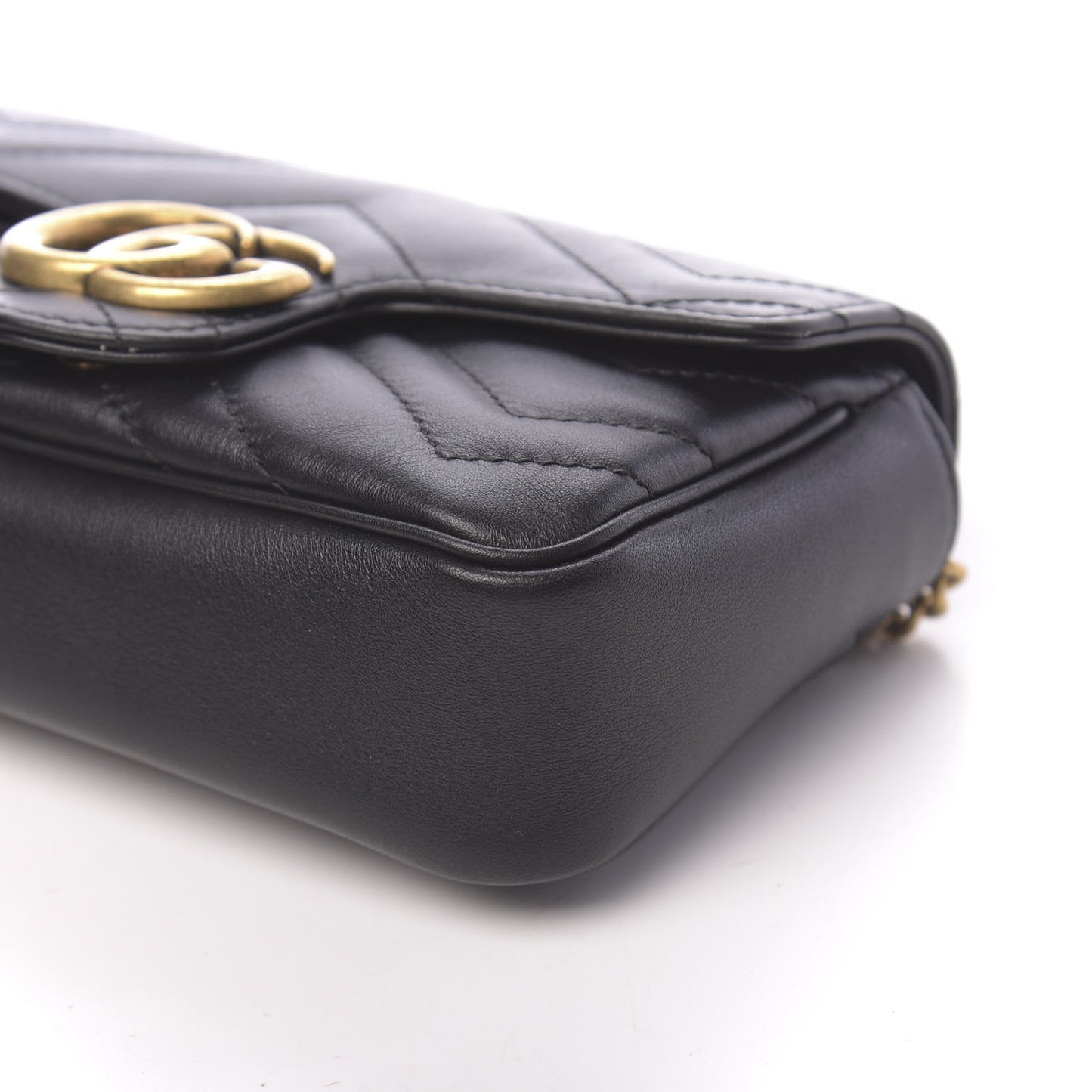 Calfskin Matelasse Super Mini GG Marmont Shoulder Bag Black