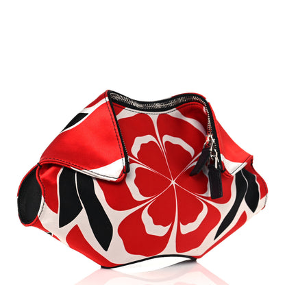 Alexander McQueen Silk Flower Collage De Manta Clutch Red Black White 3 of 13