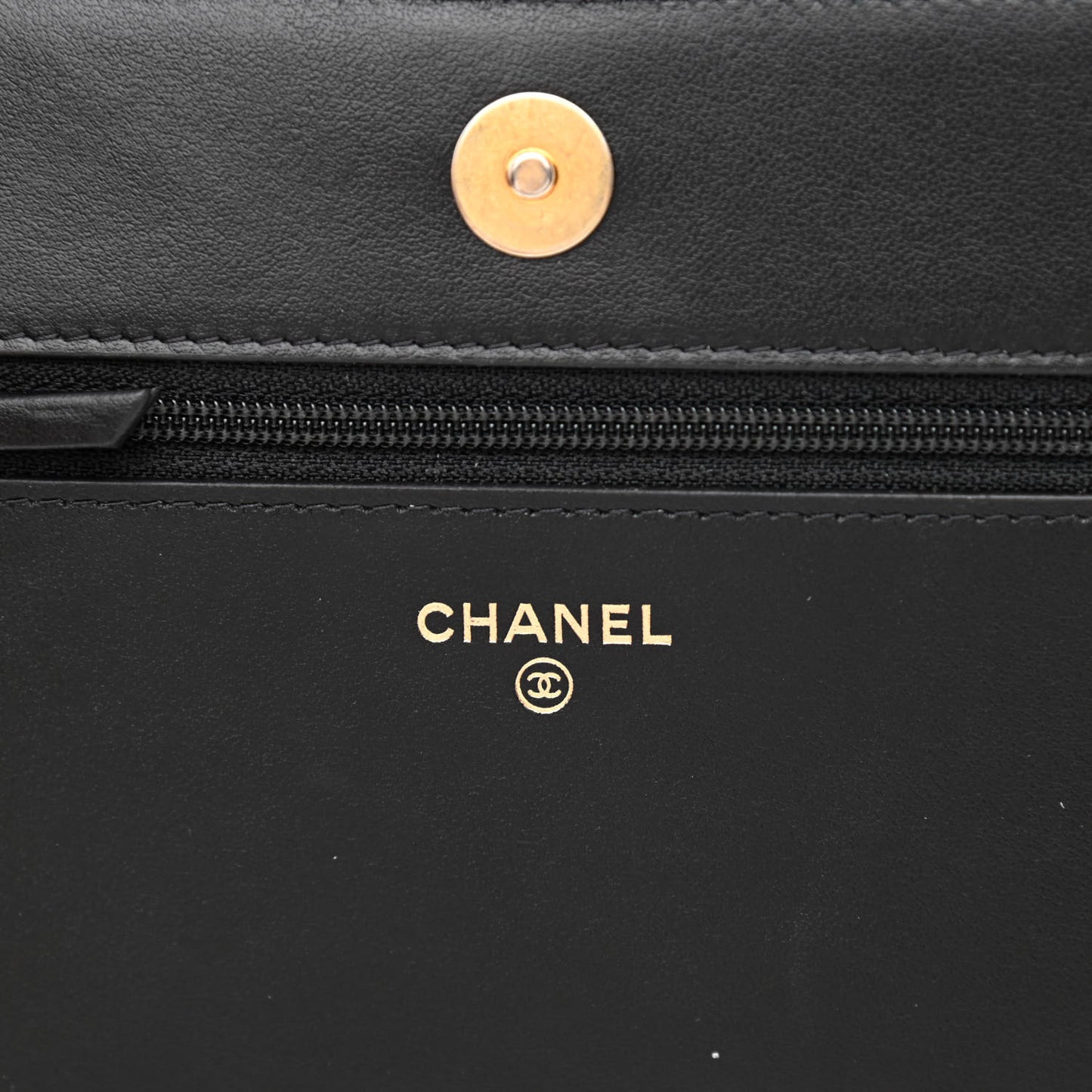 Caviar Quilted Boy Wallet On Chain WOC Black
