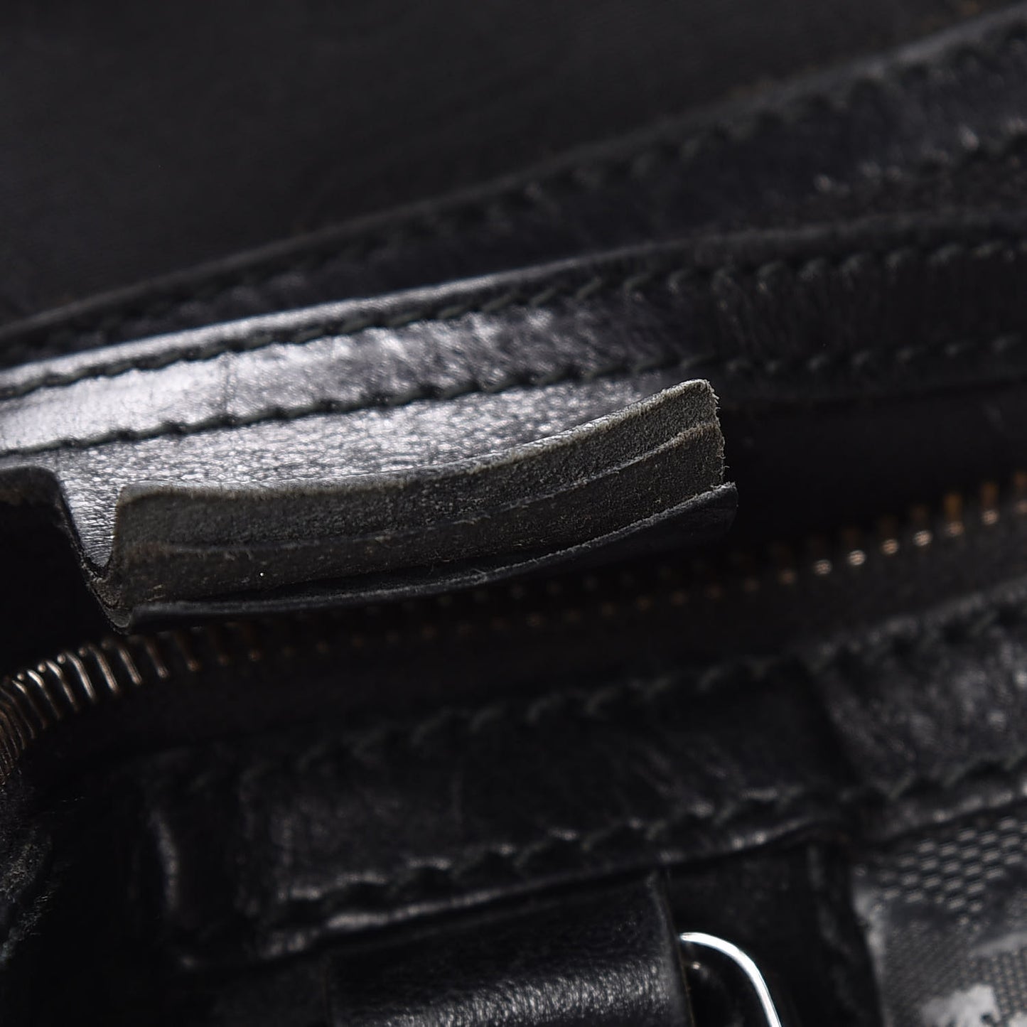 Imprime Monogram Medium Joy Stud Boston Black