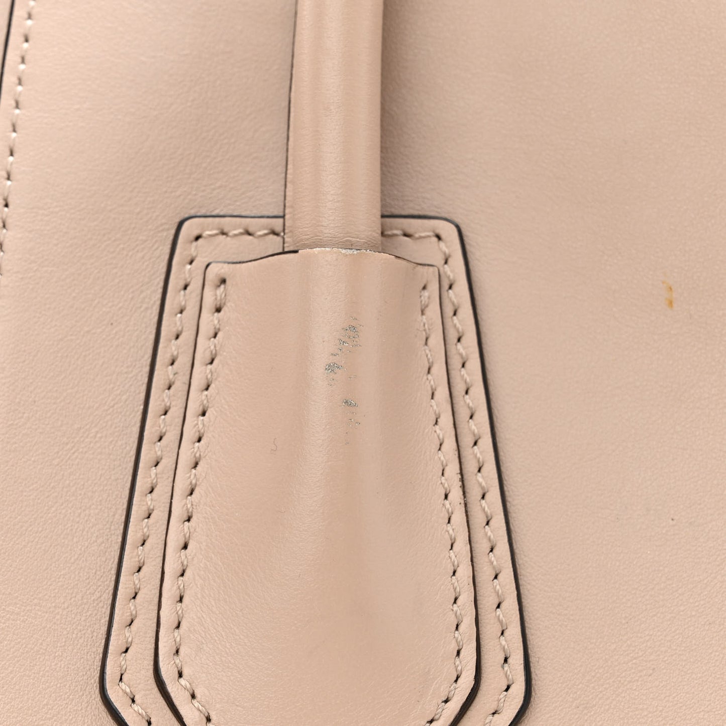 Soft Calfskin Medium Soft Antigona Dune