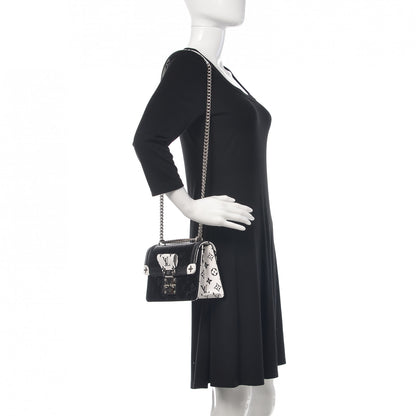 Louis Vuitton Vernis Epi Monogram Wynwood Black White 2 of 9