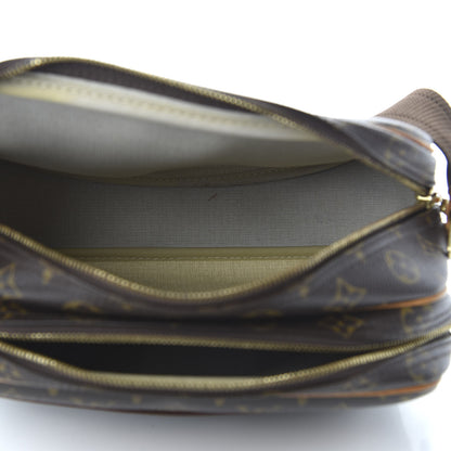 Louis Vuitton Monogram Reporter PM 5 of 9