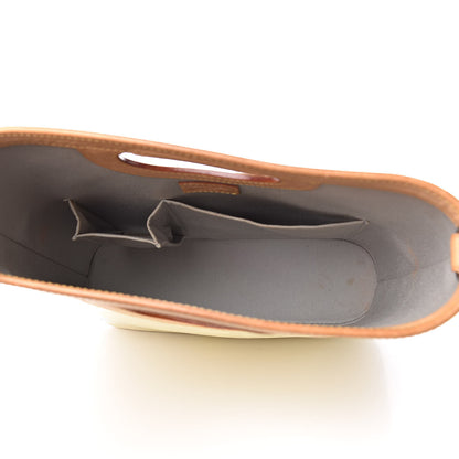 Louis Vuitton Vernis Stillwood Vertical Perle 5 of 16