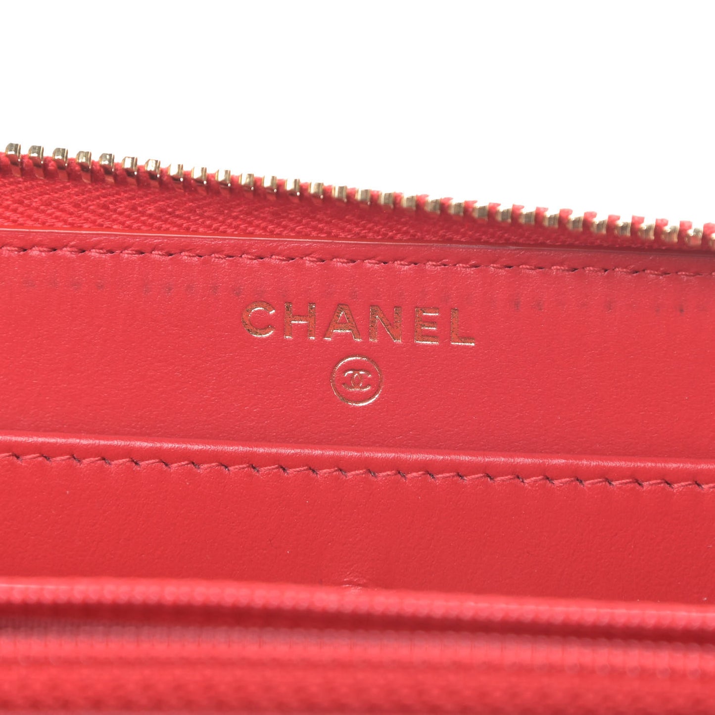 Caviar Quilted Filigree Zip Around Wallet Red
