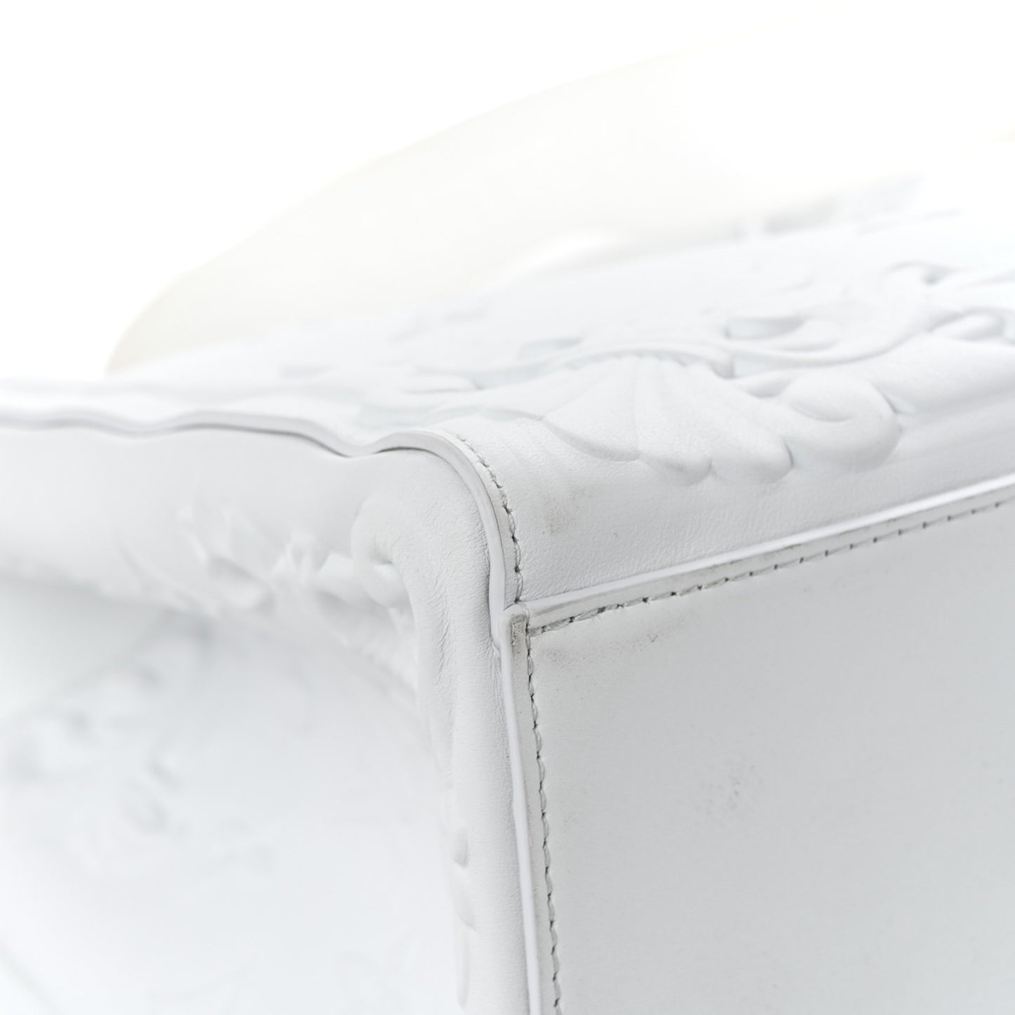Calfskin LV Ornament Sac Plat 24H Optic White