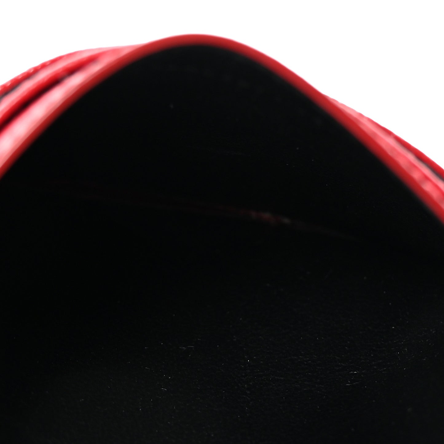 Grain De Poudre Matelasse Chevron Monogram Credit Card Case Rouge Eros