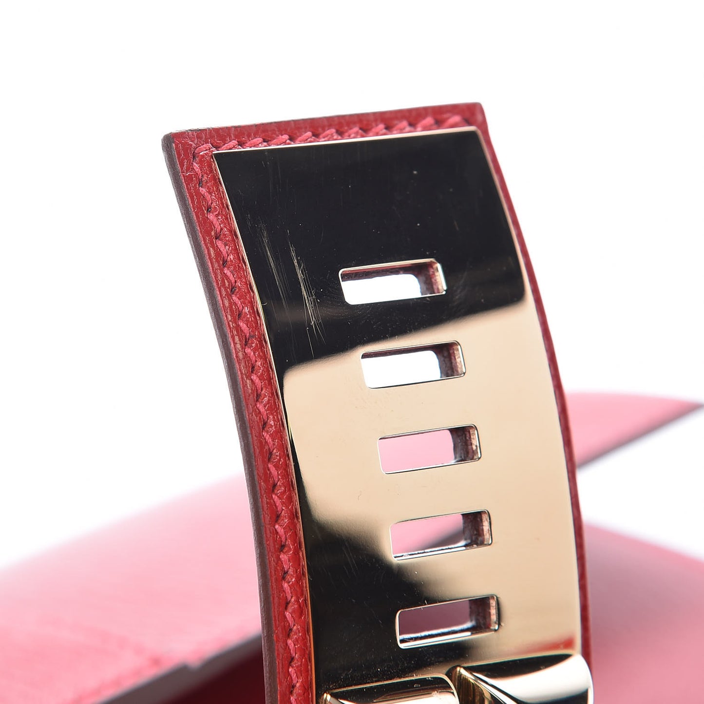 Chevre Mysore Medor 23 Clutch Rouge Casaque