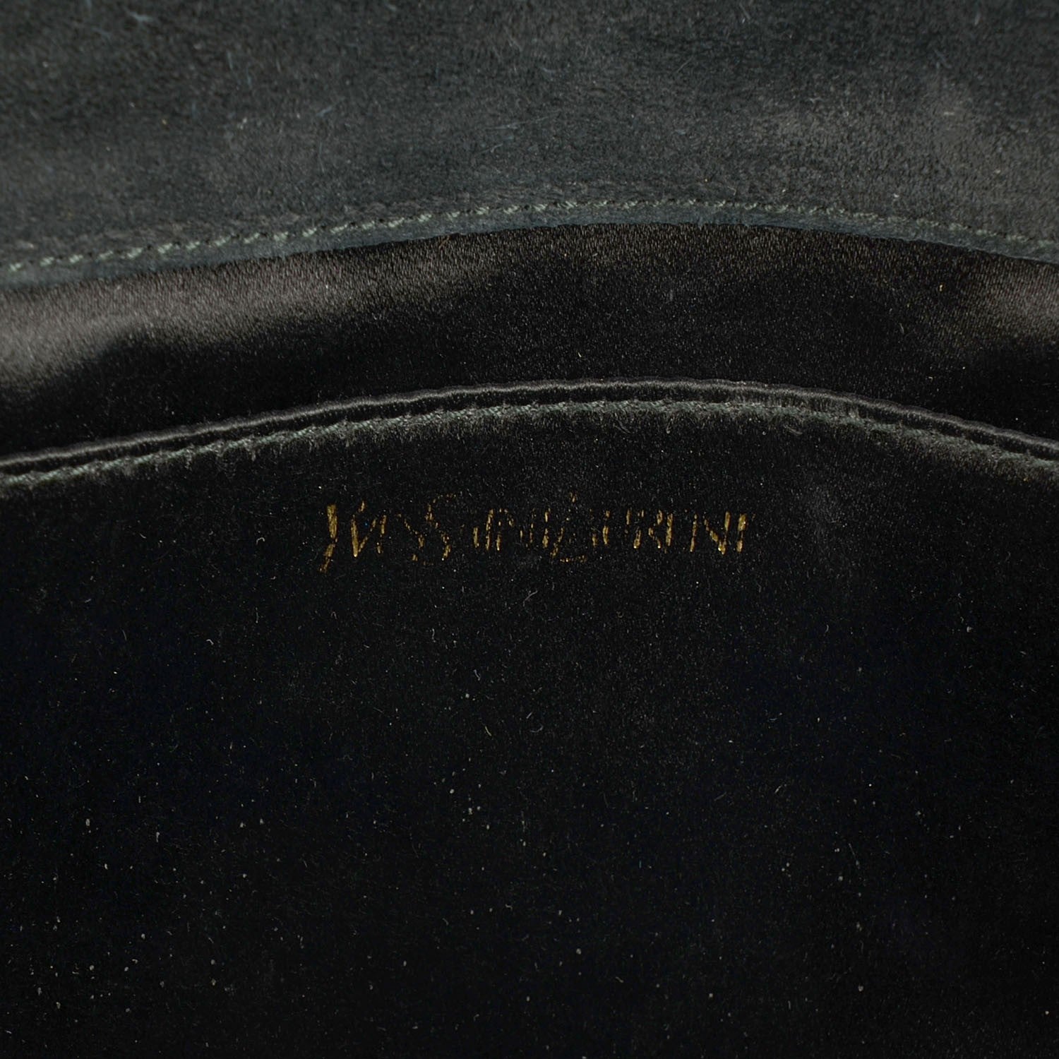 Saint Laurent Patent Monogram Large Belle De Jour Clutch Black 6 of 7