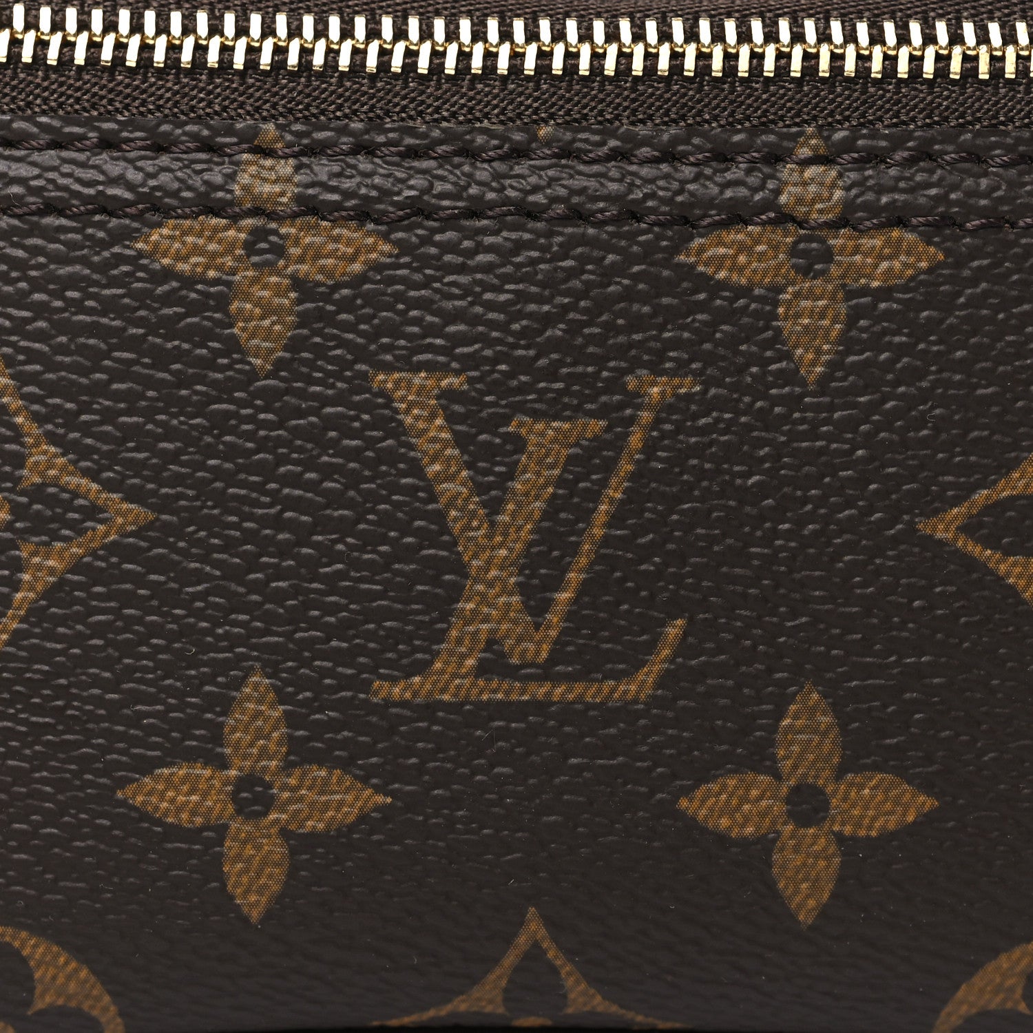 Louis Vuitton Monogram Packing Cube PM 7 of 9