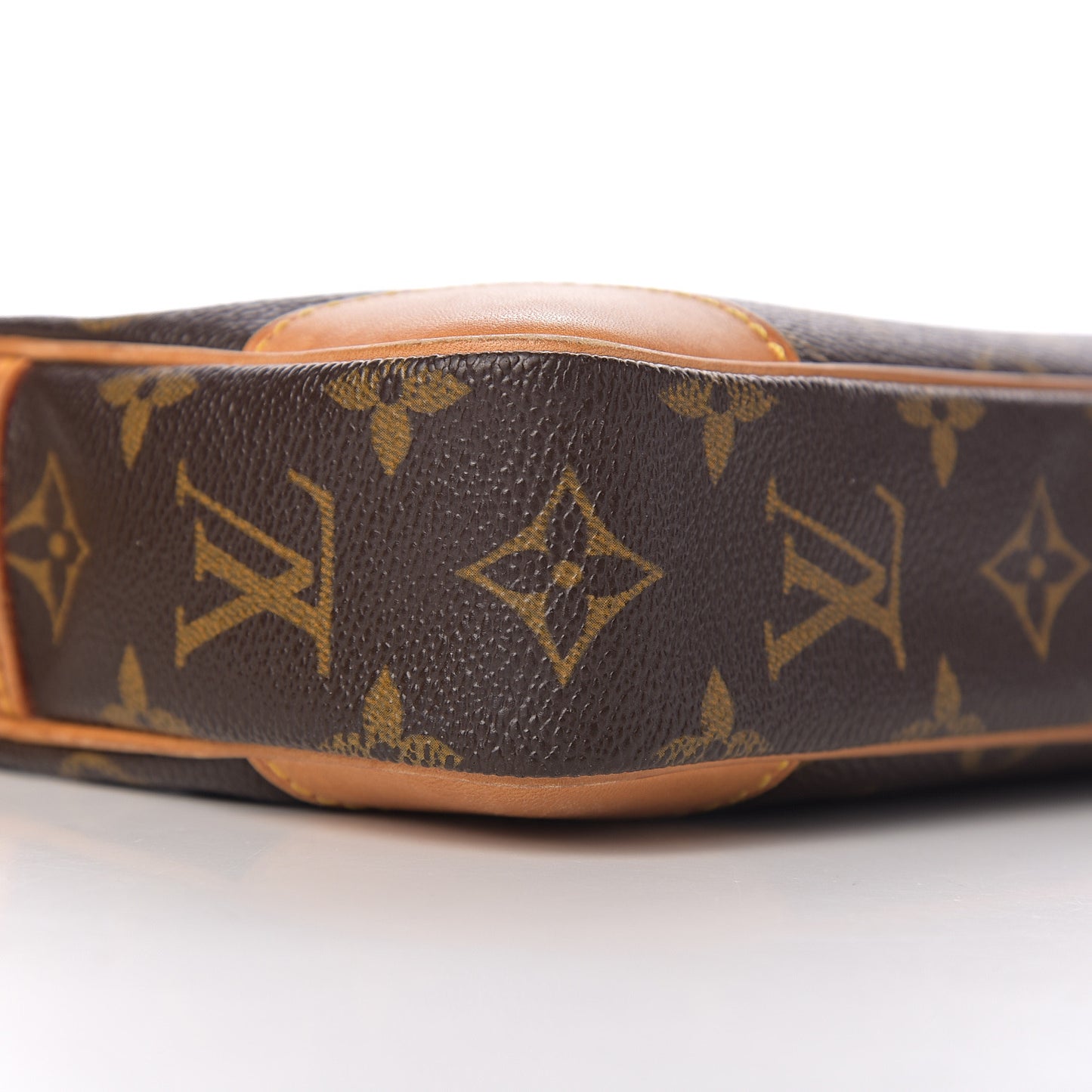 Monogram Pochette Marly Dragonne 26