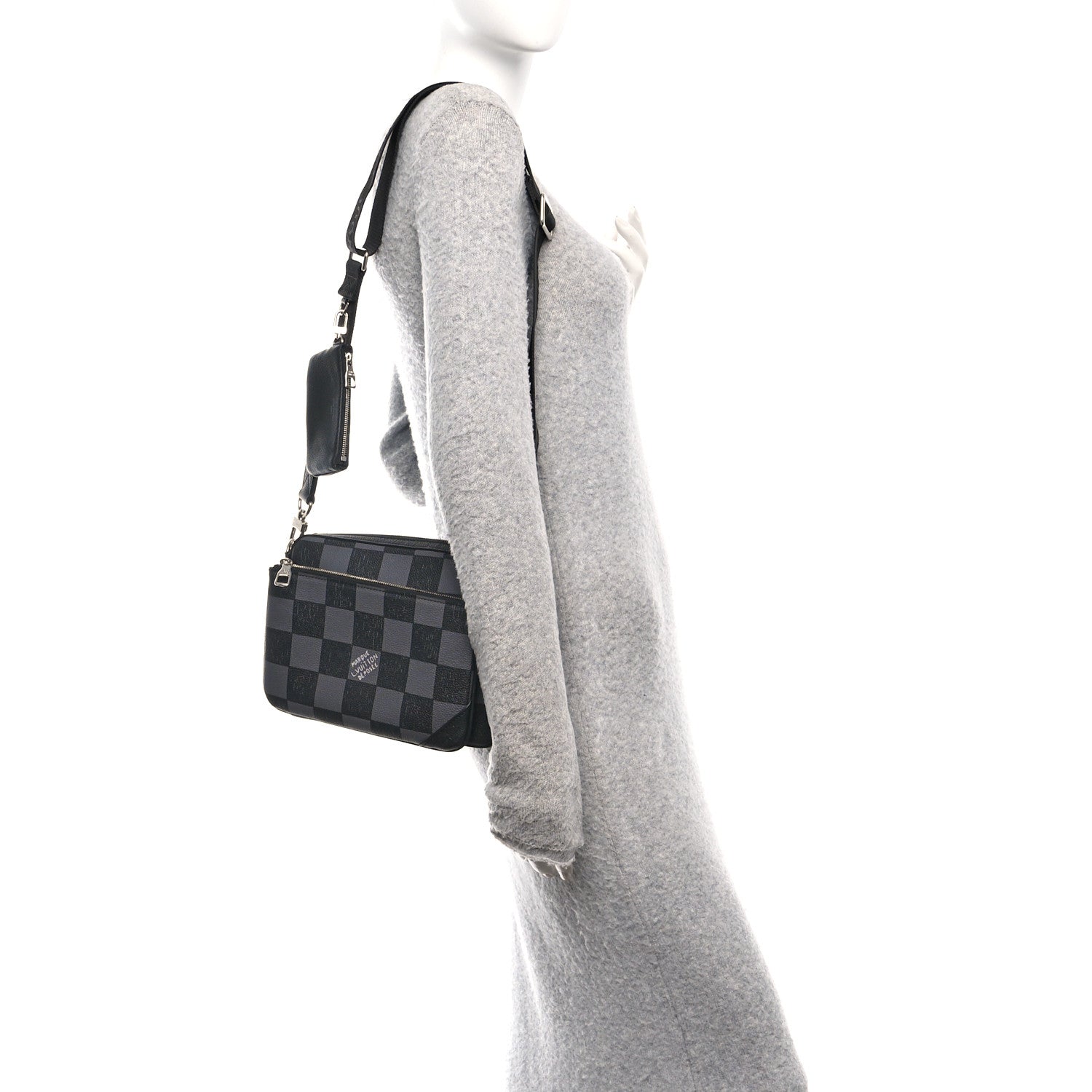 Louis Vuitton Damier Graphite 3D Trio Messenger 2 of 10