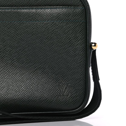 Louis Vuitton Taiga Kaluga Toiletry Pouch Epicea 6 of 7