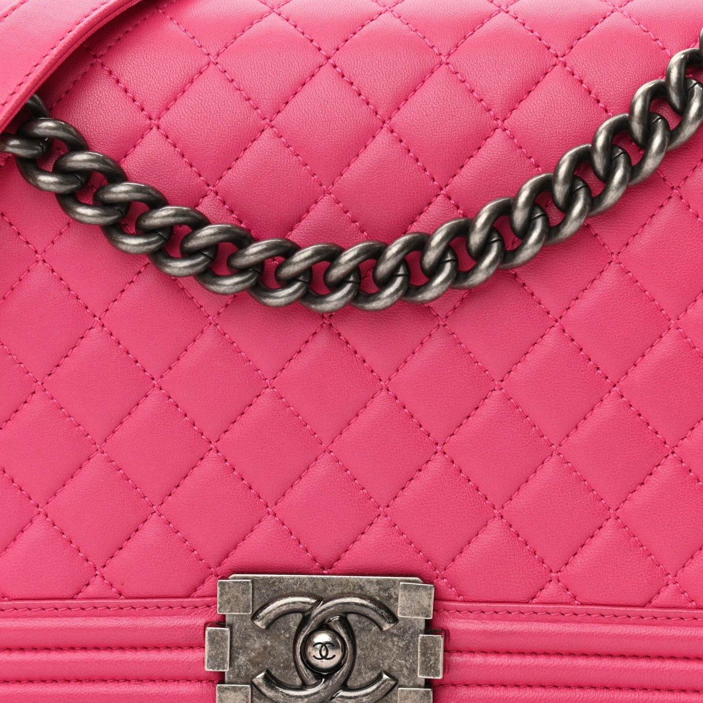 Lambskin Quilted New Medium Boy Flap Pink