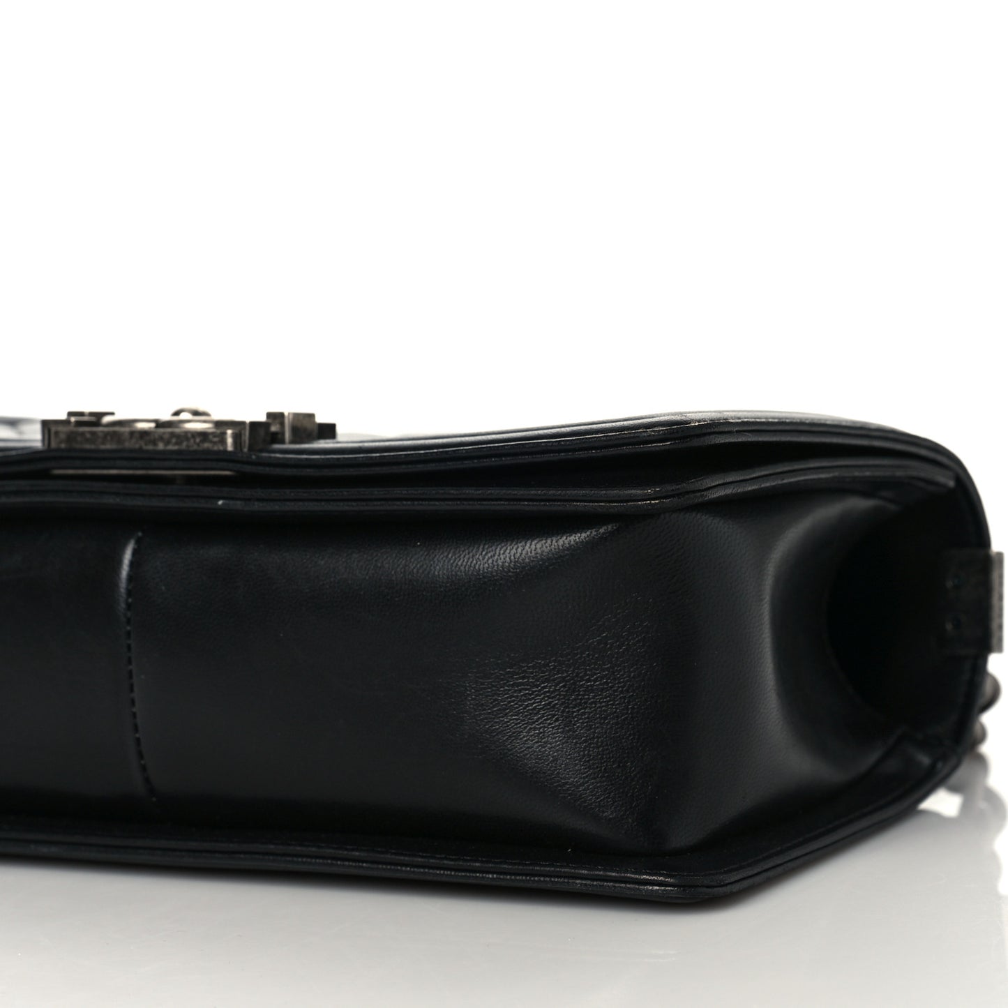 Lambskin Quilted Medium Boy Flap Black
