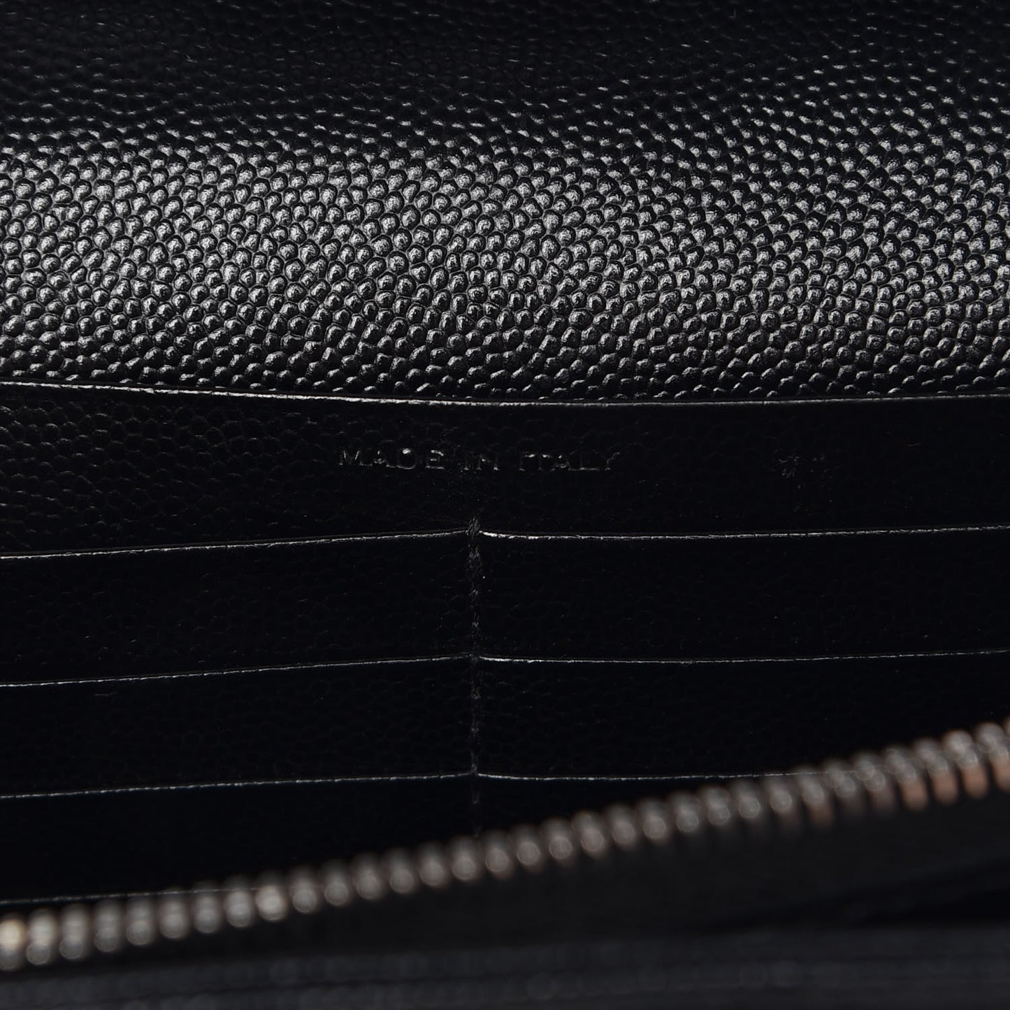 Grain De Poudre Matelasse Chevron Medium Monogram Chain Wallet Black