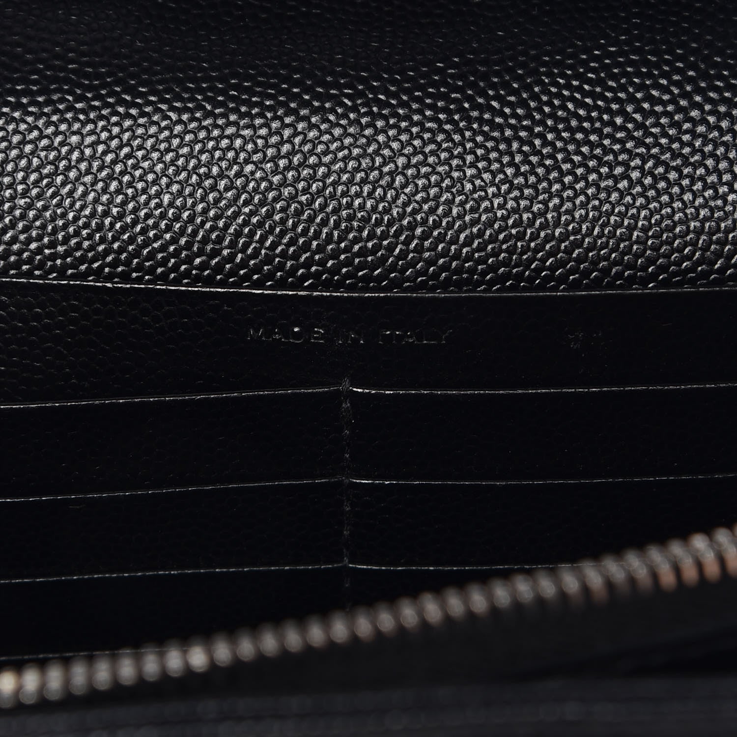 Saint Laurent Grain De Poudre Matelasse Chevron Medium Monogram Chain Wallet Black 7 of 12
