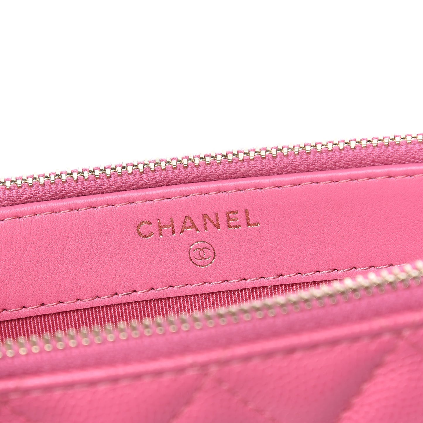 Caviar Quilted Small Clutch With Chain Pink