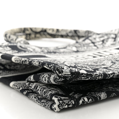 Christian Dior Canvas Embroidered Medium Plan De Paris Book Tote Black White 9 of 10