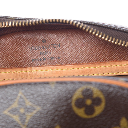 Louis Vuitton Monogram Blois 6 of 12