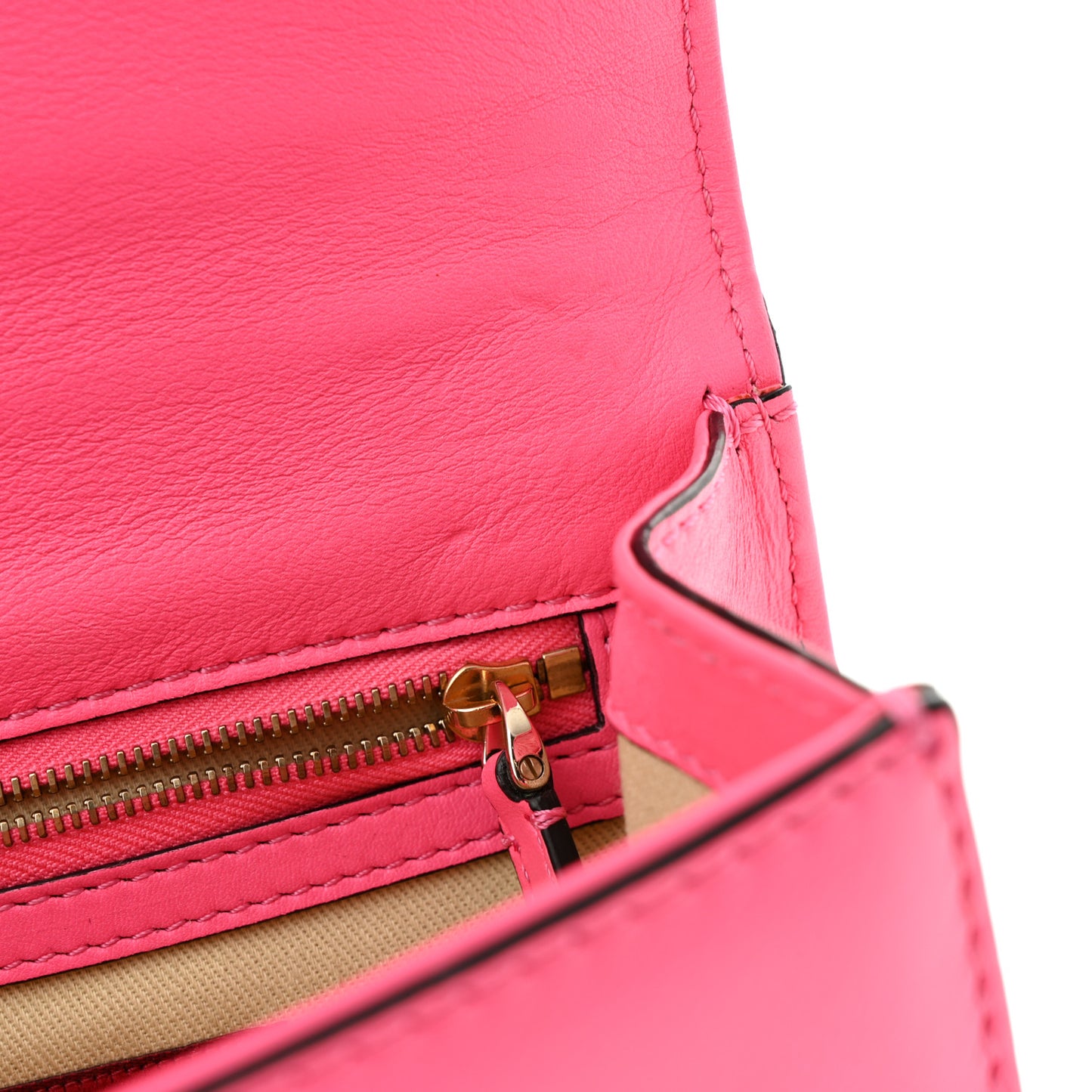 Vitello Small Glam Lock Rockstud Flap Deep Fuxia