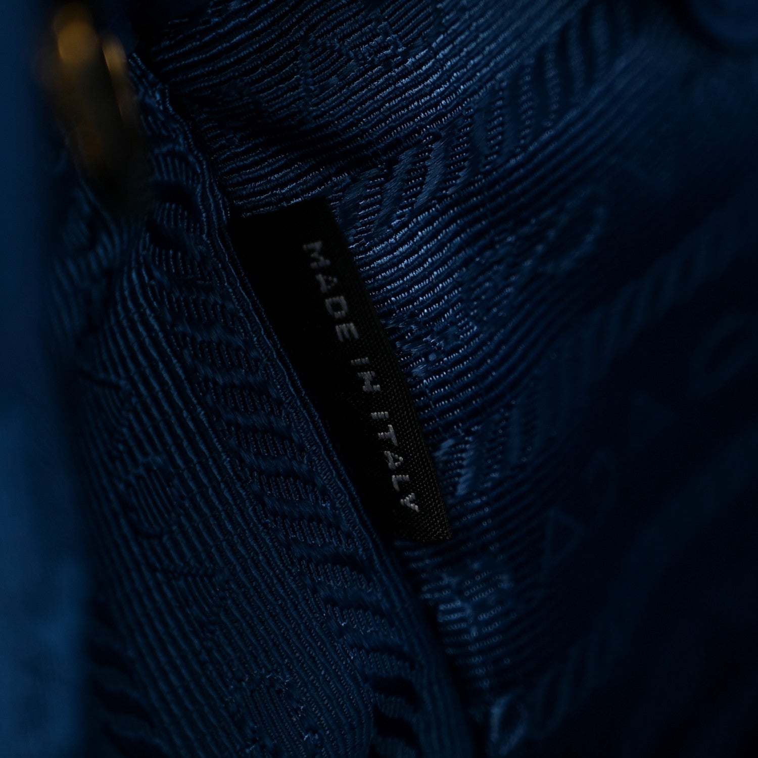 Prada Saffiano Vernice Medium Galleria Double Zip Tote Azzurro 7 of 14