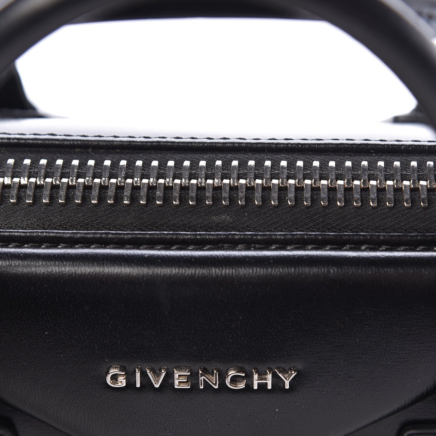 Givenchy Shiny Lord Calfskin Medium Antigona Black 10 of 16