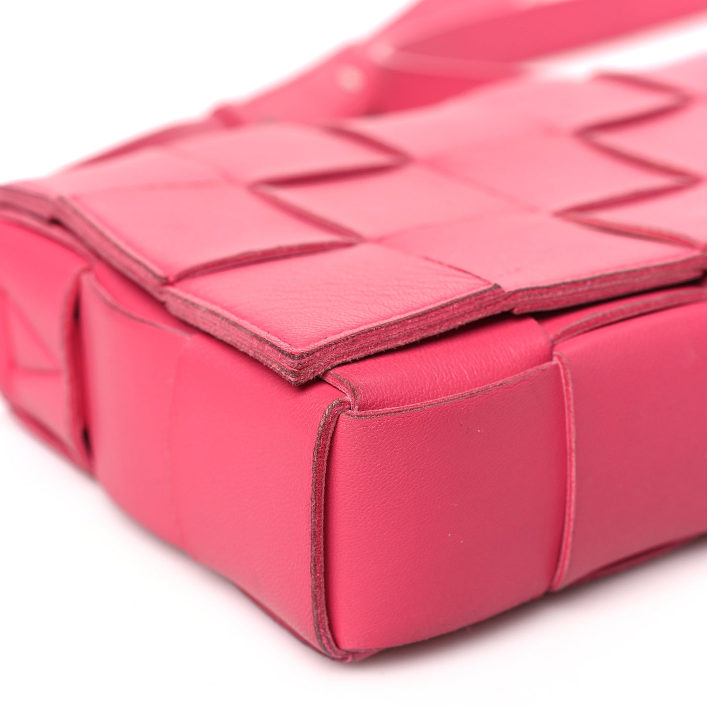 Lambskin Maxi Intrecciato Cassette Crossbody Bag Lollipop