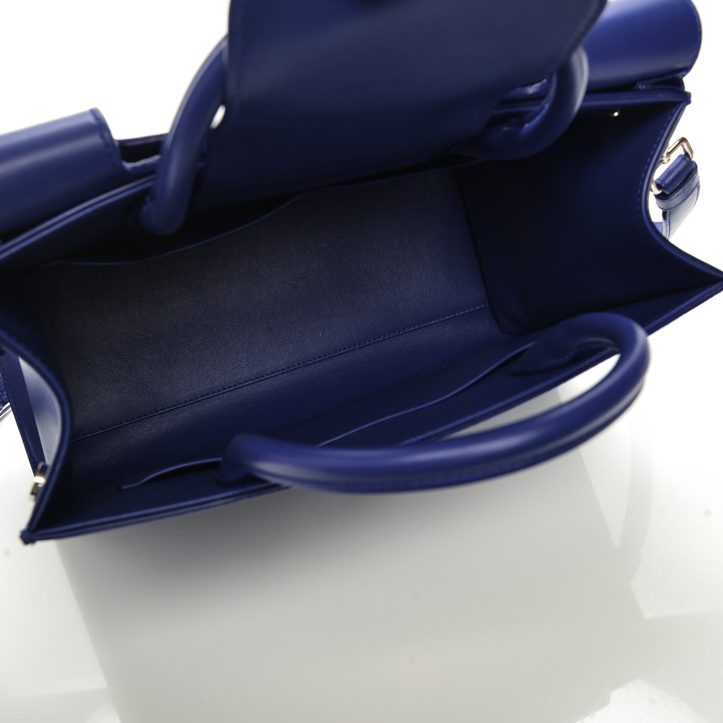 Bullcalf Medium Diorever Flap Yves Klein Blue