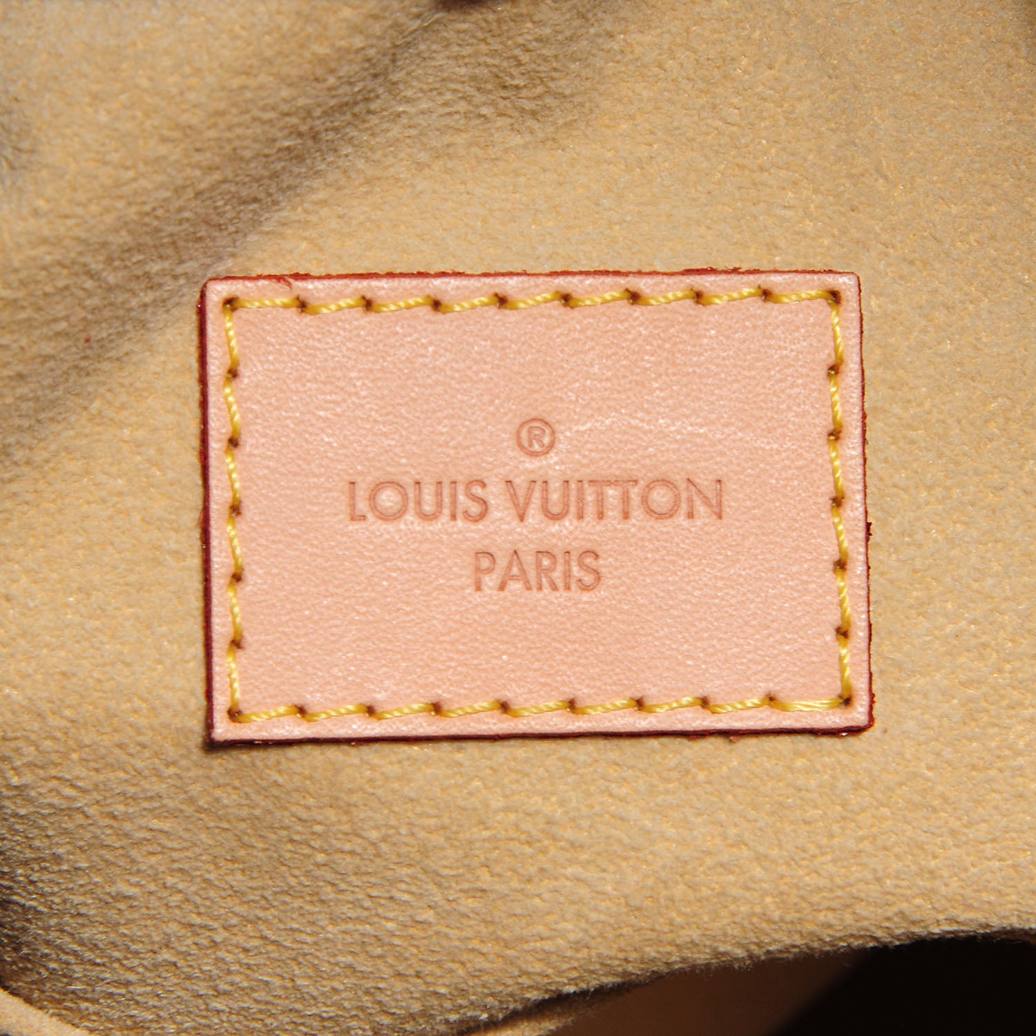 Louis Vuitton Monogram Artsy MM 6 of 9