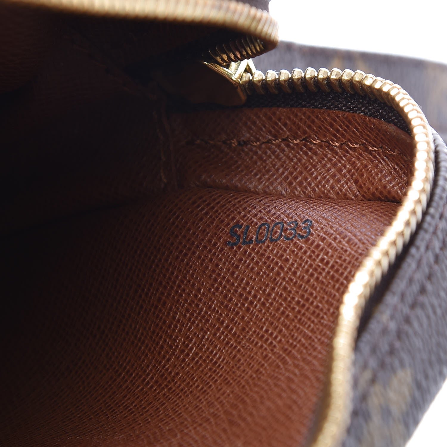 Louis Vuitton Monogram Danube 21 7 of 7