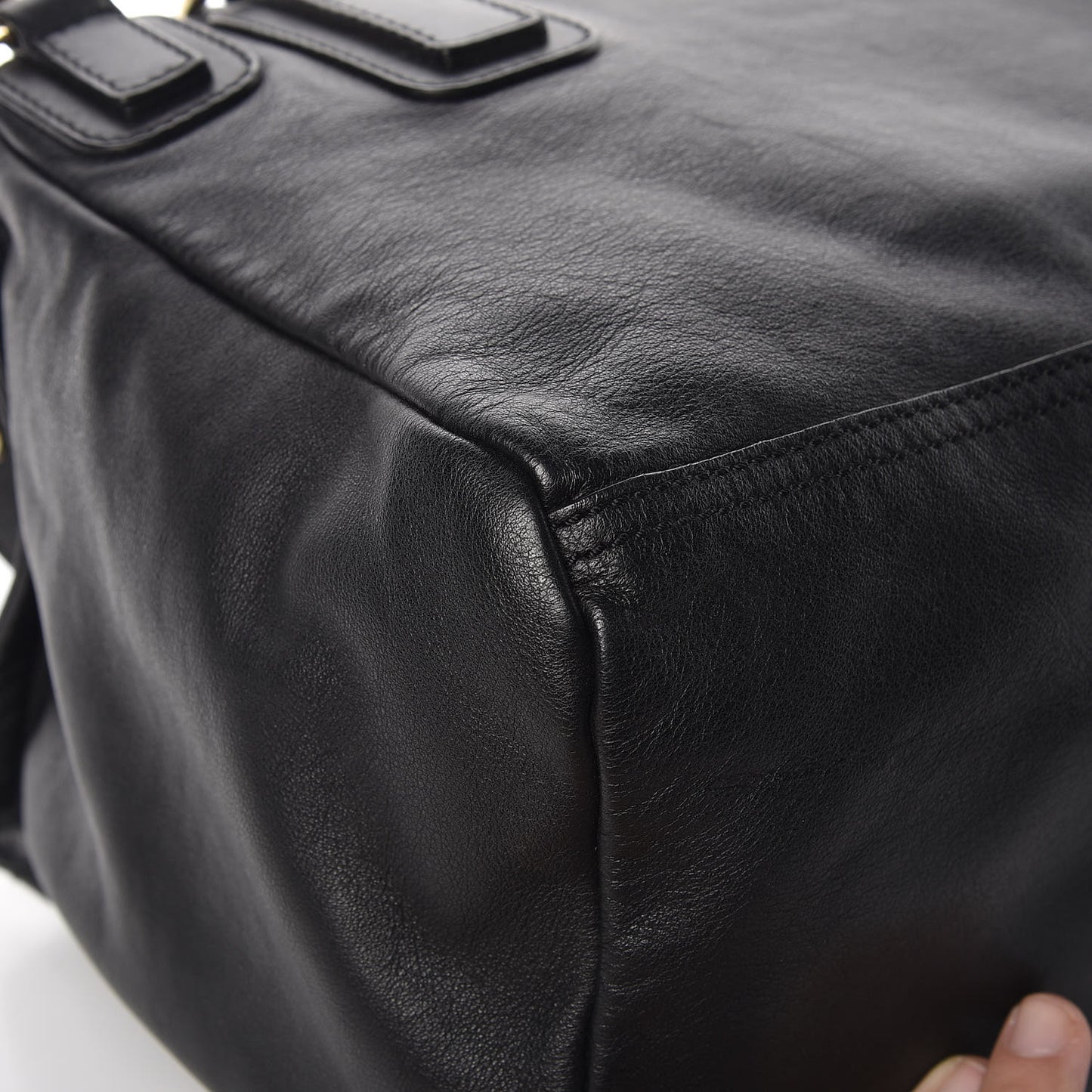 Calfskin Medium Bolt Stud Pandora Black