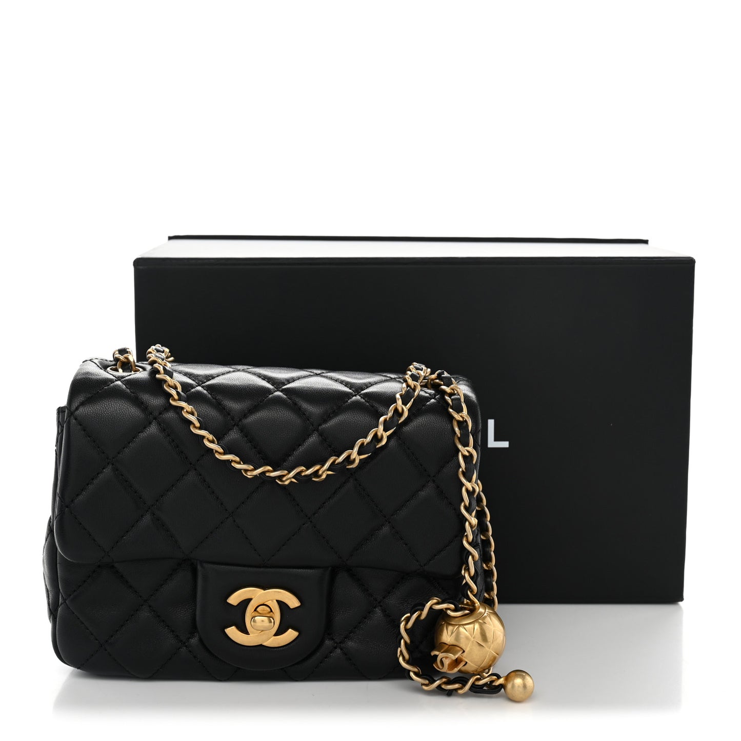 Lambskin Quilted Mini Pearl Crush Flap Black