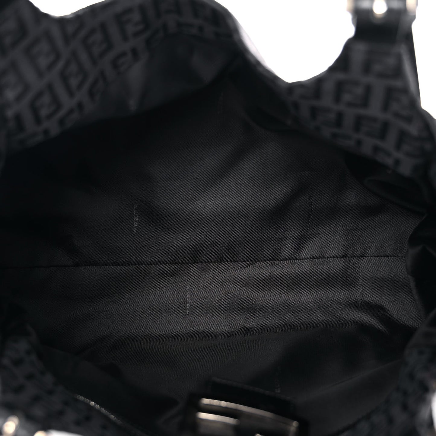 Zucchino Vitello Shoulder Bag Black