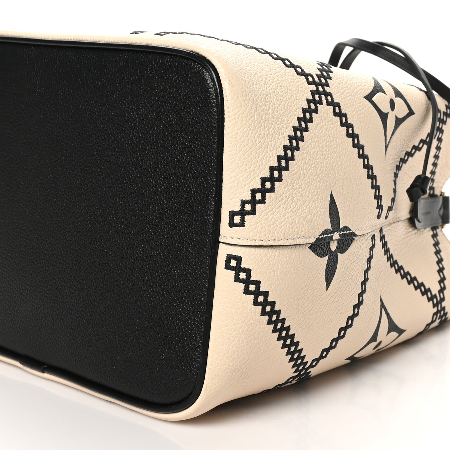 Empreinte Monogram Giant Broderies Neonoe MM Cream Black